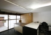 Local comercial
en venda
amb 150m² a Xirivella, Avenida Constitución foto