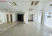 145m² commercial premises for sale in Logroño, Calle Piqueras photo