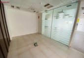 145m² commercial premises for sale in Logroño, Calle Piqueras photo