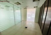 145m² commercial premises for sale in Logroño, Calle Piqueras photo