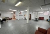 218m² bureau pour vente à Malpartida de Cáceres, Calle Alberca photo