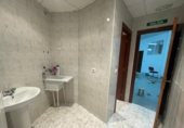218m² bureau pour vente à Malpartida de Cáceres, Calle Alberca photo