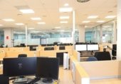 504m² offices for sale in Seville, in the area of Seville East, Calle Luis Fuentes Bejarano photo