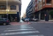 Local comercial en venta con 75m² en Orihuela, Calle Luis Barcala foto