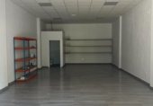Local comercial en venta con 92m² en Badajoz, Calle Golf Guadiana foto