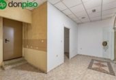 285m² commercial premises for sale in Granada, photo