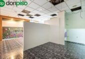285m² commercial premises for sale in Granada, photo
