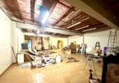 Local comercial en venta con 263m² en Figueras, Carrer Nou foto