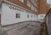 Local comercial en venta con 170m² en Cambre, Praza Casares Quiroga foto