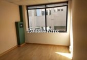 Oficines
en lloguer
amb 130m² a Esplugues de Llobregat, Calle Esmeragda, 9 foto