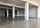 Local comercial Industrial en alquiler con 210m² en Esplugues de Llobregat foto