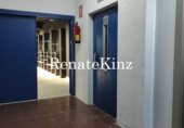 Local comercial Industrial en alquiler con 210m² en Esplugues de Llobregat foto
