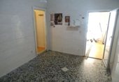 Local comercial en venta con 60m² en Barcelona, en la zona de el Turó de la Peira foto