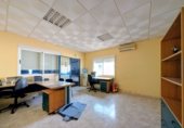 Nau Industrial
en venda
amb 503m² a Loja foto