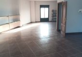Local comercial en venta con 198m² en Villafranca de los Barros foto