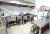 1466m² restaurant for sale in Sax, photo