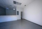 158m² locaux commerciaux pour vente à Laguna de Negrillos, Calle Don Pedro Llamas photo