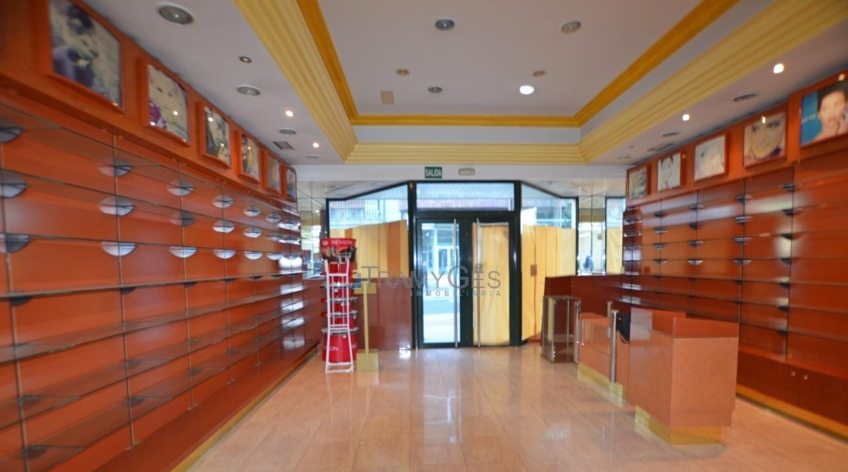 Local comercial
