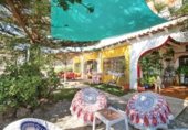 1027m² hotel for sale in Vélez-Málaga, photo