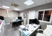Nave Industrial en venta con 171m² en Valdemoro, Avenida de los Yeseros foto