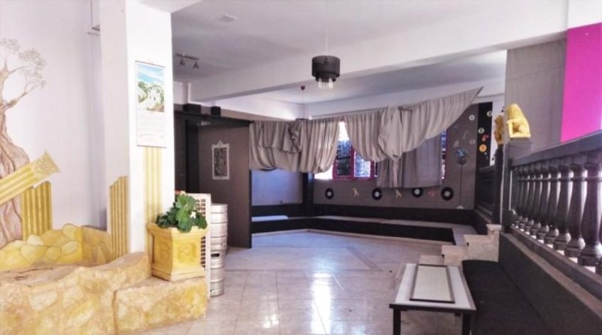 Local comercial