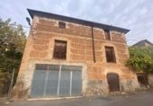 Local comercial
en venda
amb 208m² a San Martín del Río, Calle La Plana foto