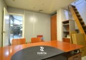 Local comercial
en venda
amb 49m² a Còrdova, a la zona de Santiago, Calle Caño foto
