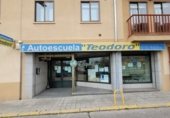 Local comercial
en venda
amb 100m² a San Cristóbal de Segovia foto