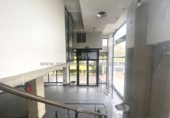 Local comercial en venta con 189m² en Pamplona, en la zona de Iturrama foto