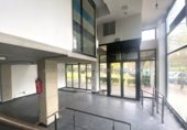 Local comercial en venta con 189m² en Pamplona, en la zona de Iturrama foto