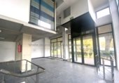 Local comercial en venta con 189m² en Pamplona, en la zona de Iturrama foto