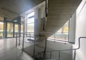 Local comercial en venta con 189m² en Pamplona, en la zona de Iturrama foto