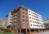 214m² commercial premises for sale in Oviedo, in the area of El Cristo photo