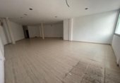 156m² locaux commerciaux pour vente à Linares, Calle Trillo photo