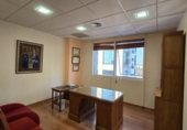 Oficina en alquiler con 150m² en Sevilla, en la zona de La Bachillera foto
