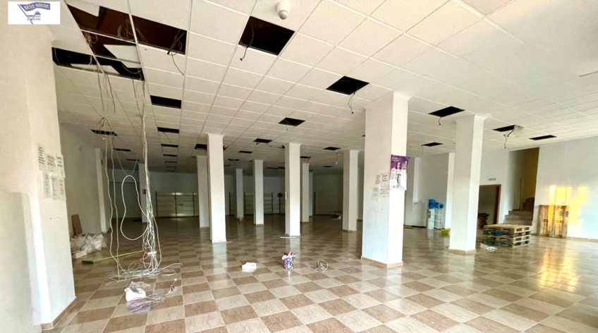 Local comercial