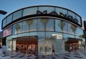 Local comercial en venta con 691m² en Platja d'Aro, Carrer de Galligans foto