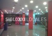 Local comercial en alquiler con 875m² en Sant Joan Despí, Avinguda de Barcelona foto