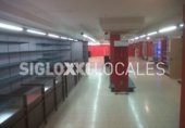 Local comercial en alquiler con 875m² en Sant Joan Despí, Avinguda de Barcelona foto