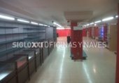 Local comercial en alquiler con 875m² en Sant Joan Despí, Avinguda de Barcelona foto