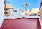 417m² locaux commerciaux pour vente à Torrevieja, Calle Patricio Pérez, 14 photo