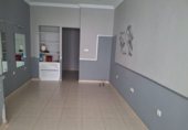 40m² salon de coiffure pour location à Utrera photo