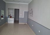 40m² salon de coiffure pour location à Utrera photo