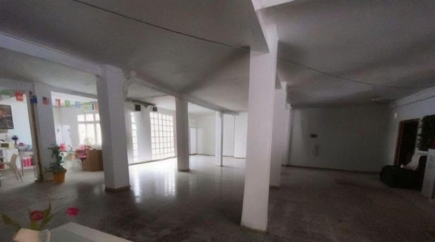 Local comercial