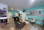 524m² commercial premises for sale in Elche, photo
