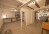 Local comercial en venta con 97m² en Barcelona, en la zona de Barri Gòtic, Ronda del Litoral foto