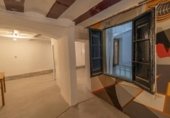 Local comercial en venta con 97m² en Barcelona, en la zona de Barri Gòtic, Ronda del Litoral foto
