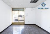 Local comercial en venta con 31m² en Granada, carretera de la sierra foto