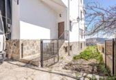 1069m² bâtiment industriel pour vente à Pórtugos, photo