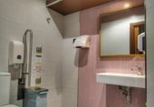 111m² cafétéria pour vente à Pontevedra, dans le quartier de A Virxe do Camiño, Rúa Pintora Maruxa Mallo photo